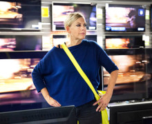 woman-in-tv-store