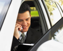 distracted-driving-business-employee